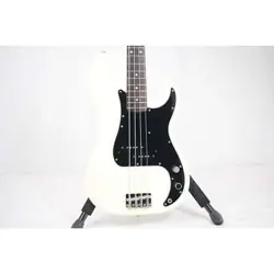 FENDER JAPAN PB70 ELECTRIC BASS GUITAR
