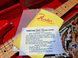 TELECASTERS/STRATOCASTERS