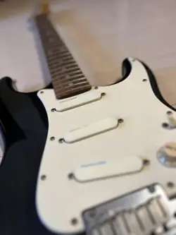 LATE 1980S STRATOCASTER