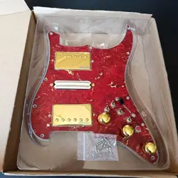 PICKGUARD WITH GOLD