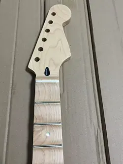FULL SCALLOPED FINGERBOARD