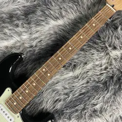 FENDER LIMITED EDITION PLAYER STRATOCASTER BLACK USED ELECTRIC GUITAR  2023