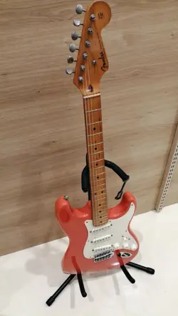 FENDER AMERICAN VINTAGE 1957 STRATOCASTER USA ELECTRIC GUITAR