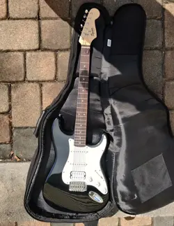 FENDER SQUIER ELECTRIC GUITAR W/ CASE