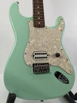 2001 FENDER TOM DELONGE STRATOCASTER - SURF GREEN (HE2058247)