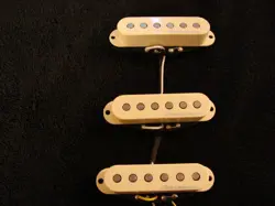 FENDER STRATOCASTER JEFF BECK HOT NOISELESS PICKUPS STRAT