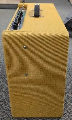 ELECTRIC GUITAR AMPIFIER