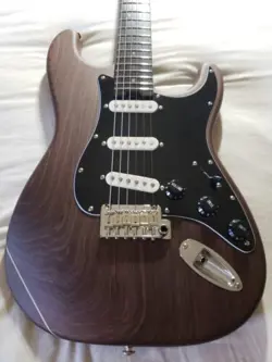 STRATOCASTER FFST