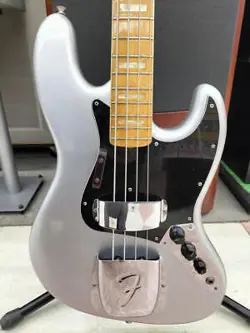 FENDER USA JAZZBASS 1976 ELECTRIC BASS SAFE DELIVERY FROM JAPAN