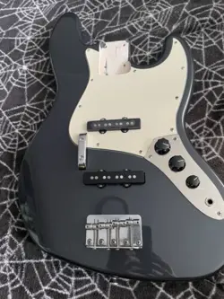 LOADED FENDER AFFINITY