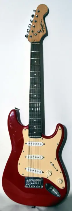 SQUIER STRAT MINI BY FENDER ELECTRIC GUITAR INDONESIA GREAT CONDITION PRO SETUP