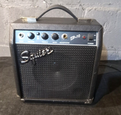 FENDER SQUIER SP-10 PORTABLE ELECTRIC GUITAR AMP 22W PR367 120V 60HZ