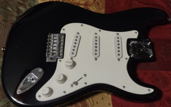 FENDER SQUIER AFFINITY STRATOCASTER ELECTRIC GUITAR BODY STRAT LOADED