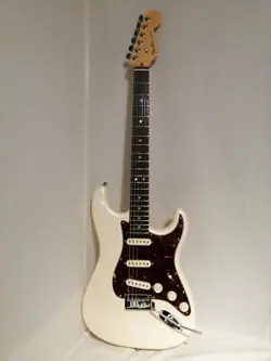 FENDER USA AMERICAN DELUXE ST N3 ELECTRIC GUITAR EXCELLENT CONDITION