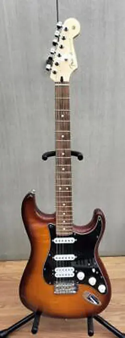 FENDER MEXICO PLAYER STRAT CASTER HSS PLUSTO ELECTRIC GUITAR EXCELLENT CONDITION