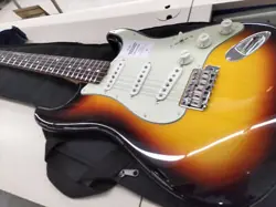 FENDER JAPAN MIJ TRADITIONAL II  ELECTRIC GUITAR EXCELLENT CONDITION