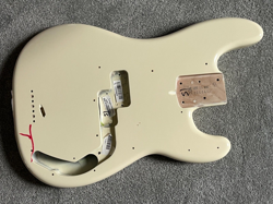 FENDER AMERICAN PROFESSIONAL II PRECISION BASS BODY OLYMPIC WHITE 5 LB 0 OZ