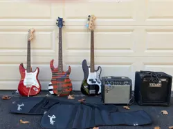 GUITAR WITH AMPLIFIERS
