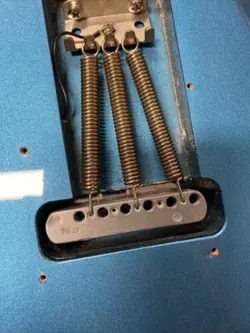 STRATOCASTER GUITAR EXCELLENT