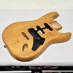 2005 FENDER USA HIGHWAY ONE STRAT BODY NATURAL ALDER SATIN NITRO ELECTRIC GUITAR