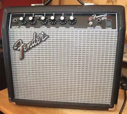 FENDER FRONTMAN 15G SMALL GUITAR AMP TESTED/WORKS, PRACTICE AMP
