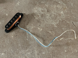 1983 FENDER STRATOCASTER GUITAR NECK PICKUP 5.81K