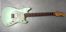FENDER DUO SONIC PEARL GREEN GUITAR (M5356)