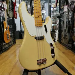 FENDER AMERICAN VINTAGE TELECASTER ELECTRIC BASS GUITAR