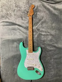 FENDER MEXICO LIMITED PLAYER STRATOCASTER WITH ROASTED MAPLE NECK  SEAFOAM GREEN