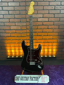 2022 FENDER ROBERT CRAY ARTIST SERIES SIGNATURE 