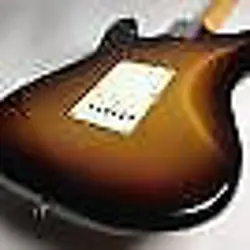 FENDER AMERICAN VINTAGE II 1961 STRATOCASTER 3 COLOR SUNBURST
