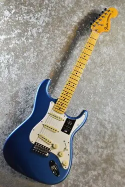 FENDER AMERICAN VINTAGE II 1973 STRATOCASTER B