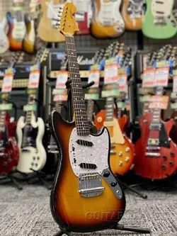 FENDER JAPAN MUSTANG MG69 ELECTRIC GUITAR SUNBURST 2010