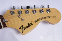STRATOCASTER OWH USED