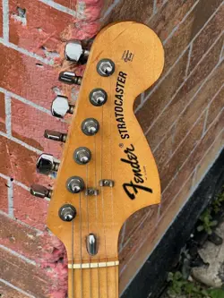 STRATOCASTER FACTORY