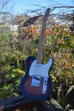 2017 FENDER TELECASTER STANDARD - MIM - HSC