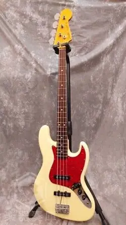 1993-94 MAPLE NECK