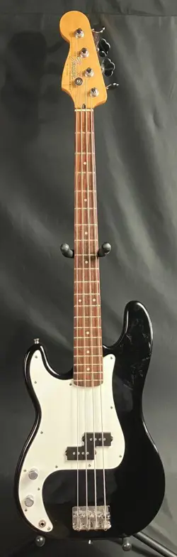 4-STRING BASS GUIT