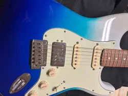 FENDER PLAYER PLUS STRATOCASTER 6-STRING ELECTRIC GUITAR - BELAIR BLUE