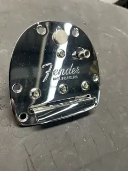 FENDER AV JAZZMASTER/JAGUAR TREMELO