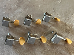 1958 - 64 FENDER MUSICMASTER DUO SONIC MUSTANG GUITAR TUNERS SET