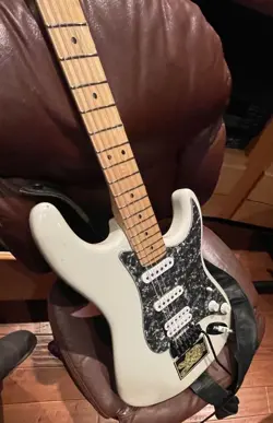 2003 SQUIER 20TH ANNIVERSARY BY FENDER STRATOCASTER KB BLACKOUT CUSTOM