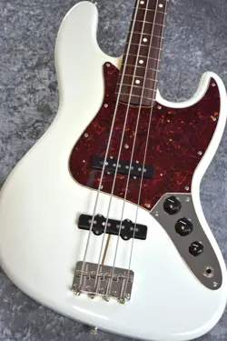 FENDER MIJ HERITAGE 60S JAZZ BASS USED ALDER BODY WHITE W/SOFT CASE