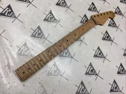 1995 FENDER USA AMERICAN STRATOCASTER DELUXE ELECTRIC GUITAR NECK RELIC