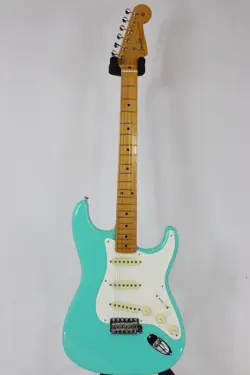 STRATOCASTER USA SOLID