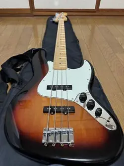 FENDER PLAYER JAZZ BASS 4-STRING ELECTRIC BASS - 2022 MODEL - USED CONDITION