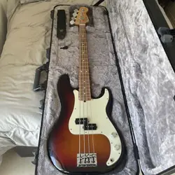 FENDER USA AMERICAN PRECISION BASS