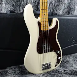 FENDER AMERICAN PROFESSIONAL II PRECISION BASS MN OLYMPIC WHITE