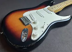 FENDER PLAYER STRATOCASTER 3-COLOR SUNBURST USED 2019 ALDER BODY W/SOFT CASE