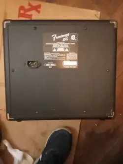 OPEN BOX FENDER FRONTMAN 15G GUITAR AMPLIFIER 38 W